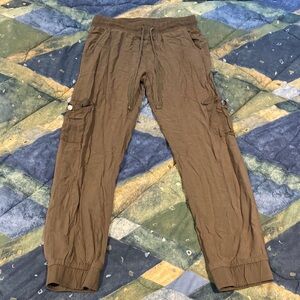 MAJORA Green Adjustable Pants Womens Small Worn Excellent Condition